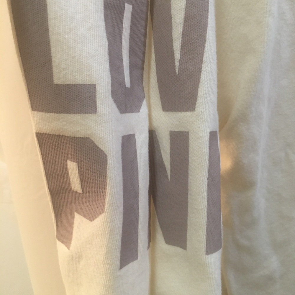 PINK Victoria’s Secret Large Off White Pullover Shirt - Picture 4 of 6